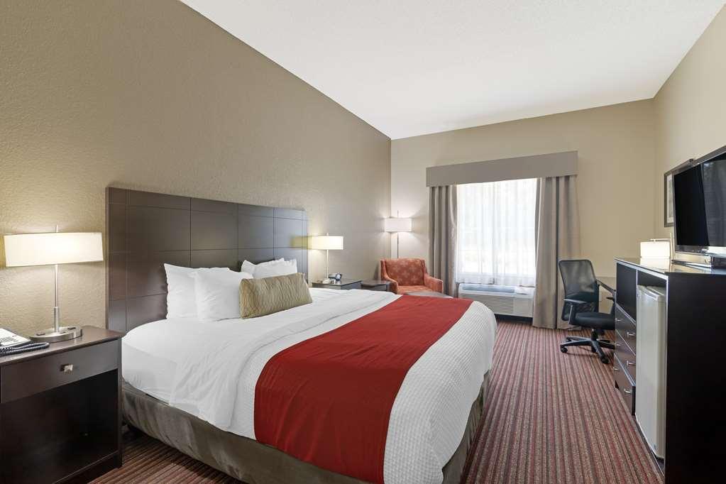 Best Western Plus Bradbury Inn And Suites Уэйкросс Номер фото