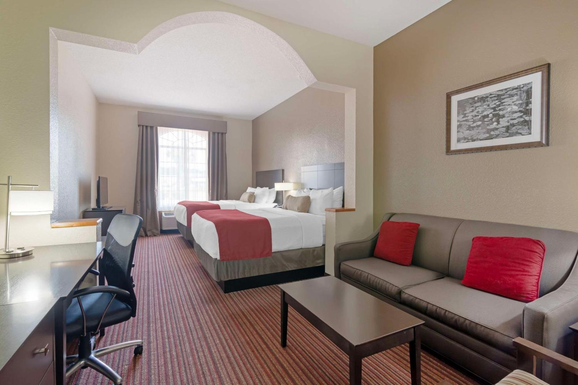 Best Western Plus Bradbury Inn And Suites Уэйкросс Экстерьер фото