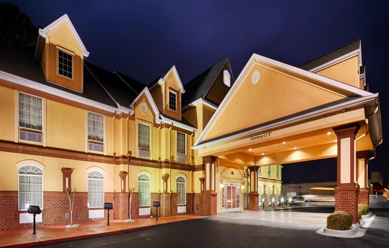 Best Western Plus Bradbury Inn And Suites Уэйкросс Экстерьер фото