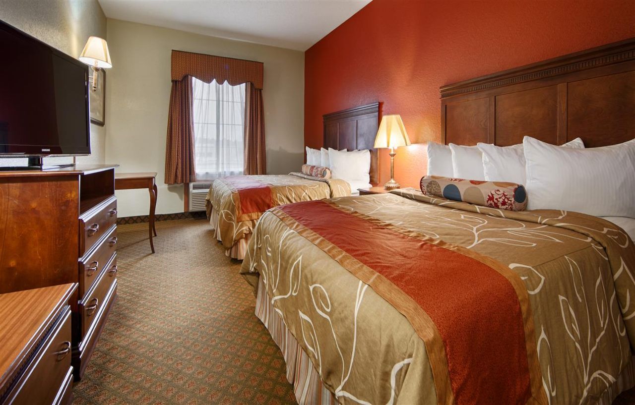Best Western Plus Bradbury Inn And Suites Уэйкросс Экстерьер фото